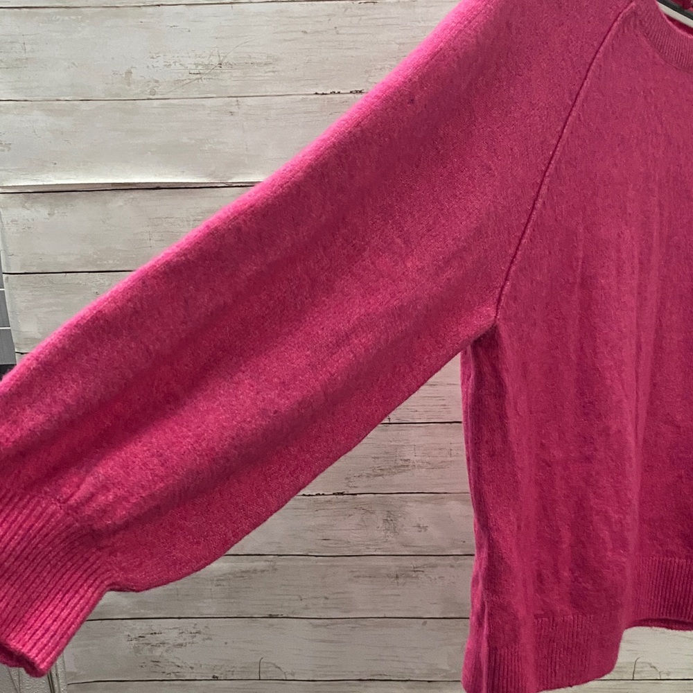 Vince Camuto Fuchsia Pink Crew Neck‎ Sweater NWT❗️ - Picture 3 of 8